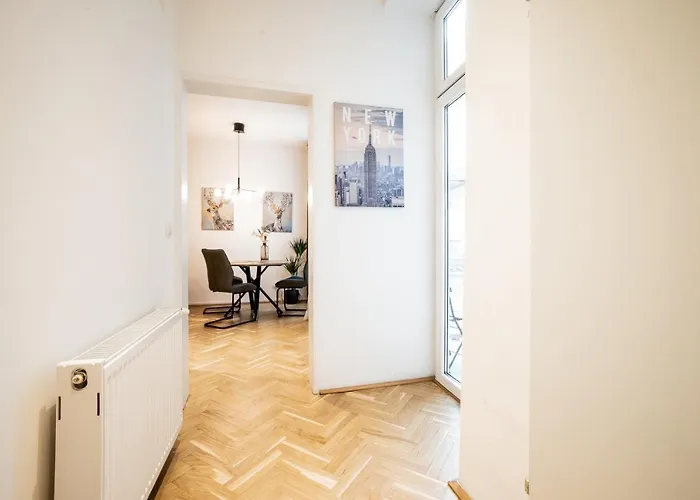 Comfortable, Balcony - Quick Access To Vienna's Old Centre Apartmán Vídeň